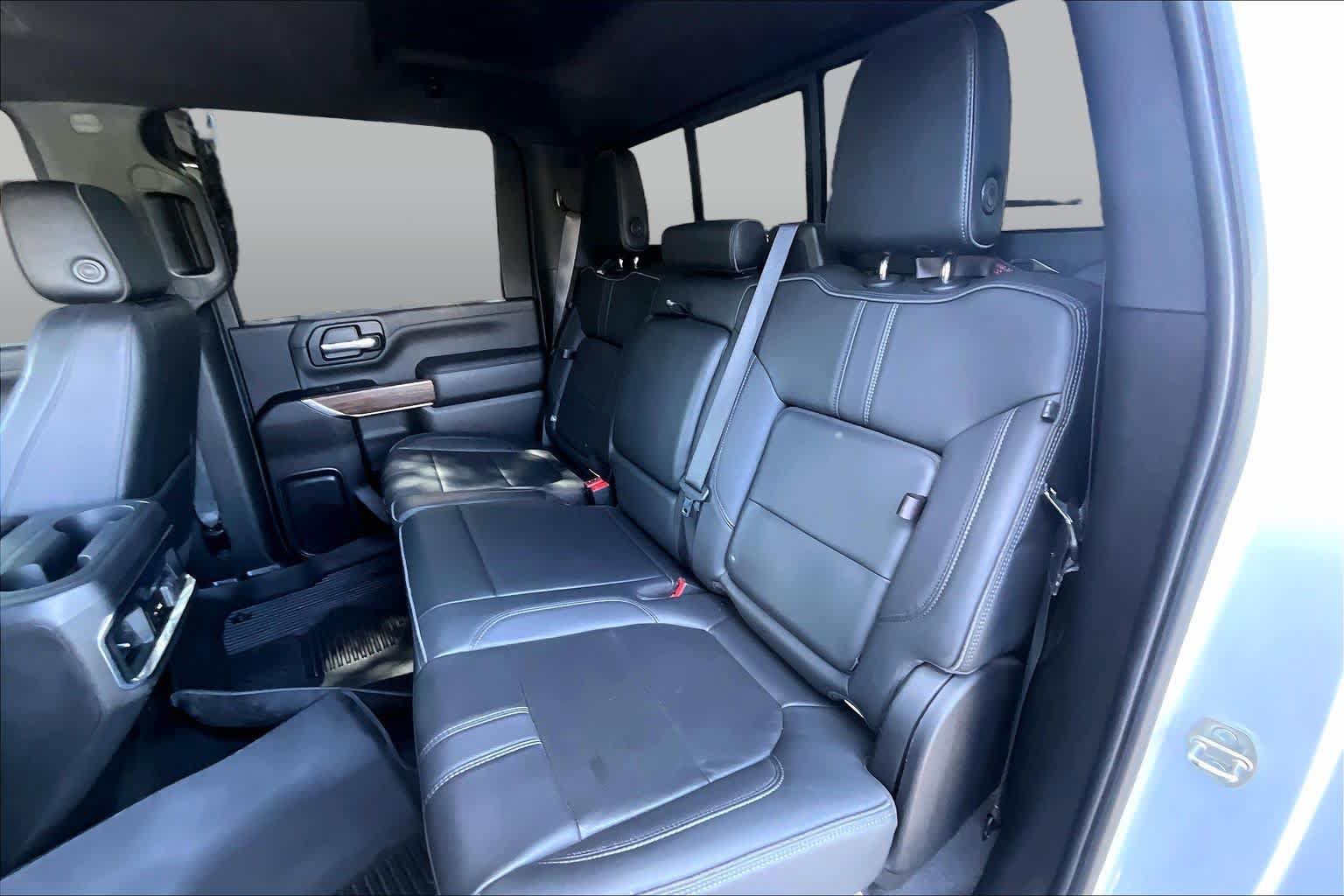 Used 2022 Chevrolet Silverado 2500 High Country w/ Safety Package II AWD/4WD image 21