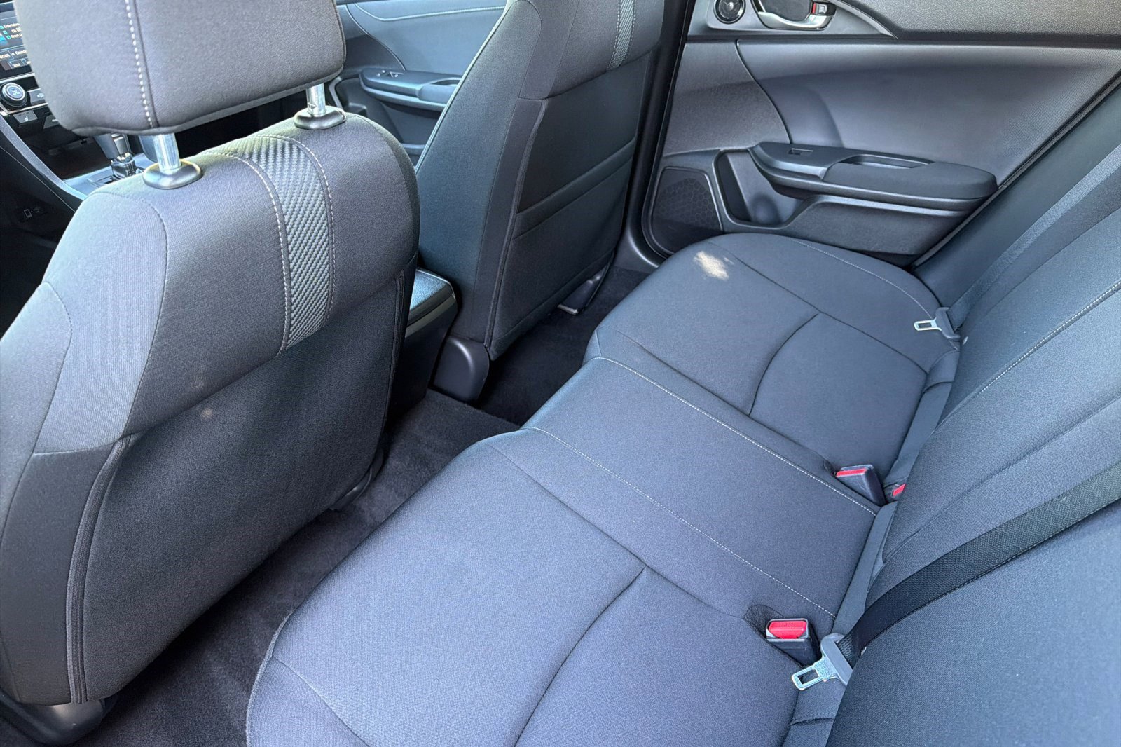 Used 2018 Honda Civic EX image 15