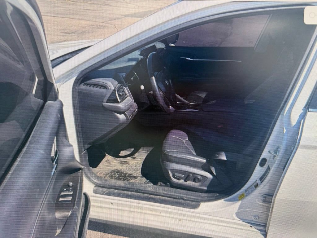 Used 2021 Toyota Camry XSE w/ Blackout Package (TMS) FWD image 3