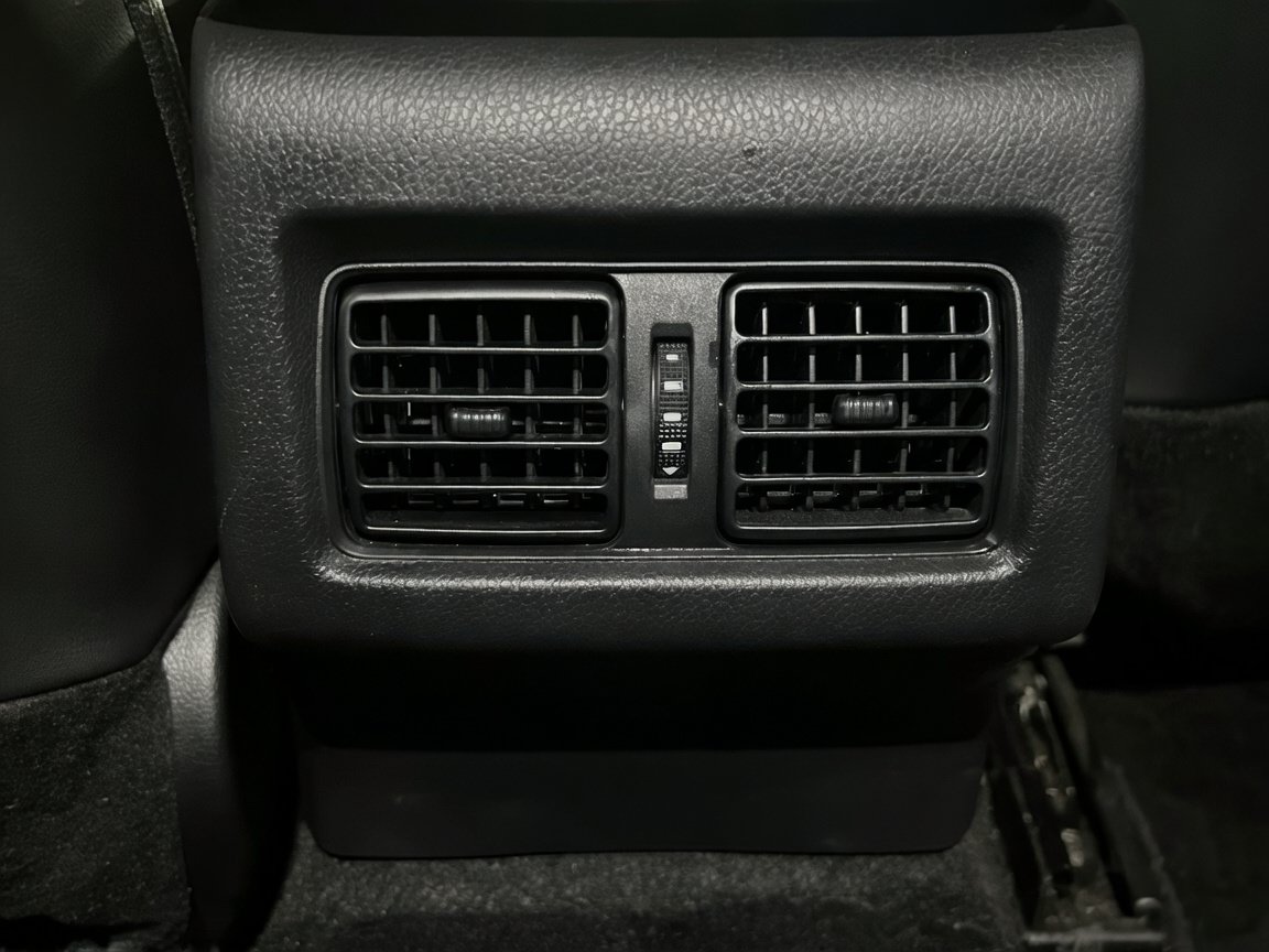 Used 2024 Toyota Camry XSE FWD image 17