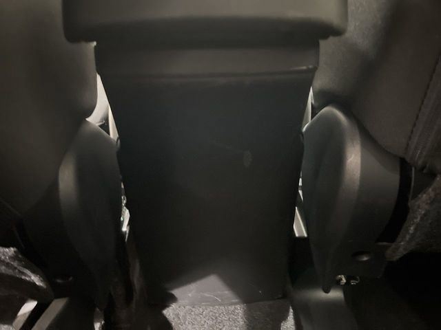 Used 2014 Mitsubishi Outlander Sport ES FWD image 17