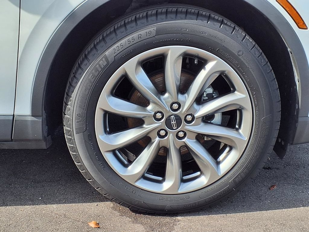 Used 2020 Lincoln Corsair AWD w/ Premium Package image 11
