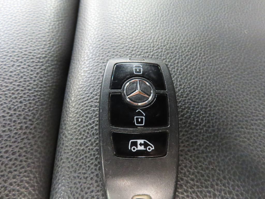 Used 2021 Mercedes-Benz Sprinter 2500 image 51