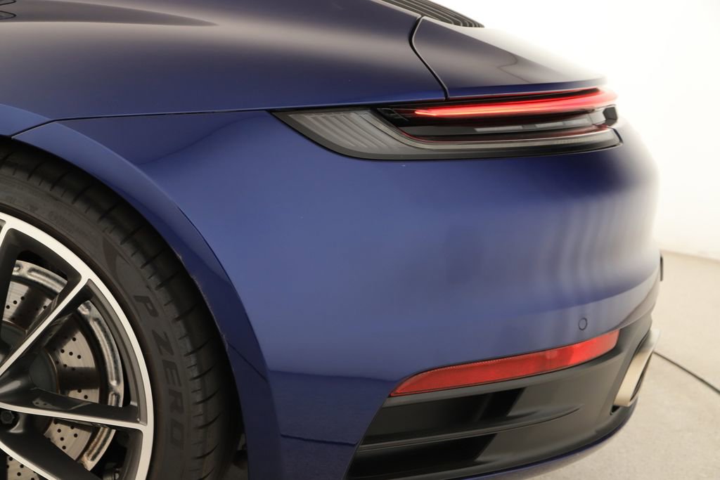 Used 2020 Porsche 911 Carrera RWD image 17