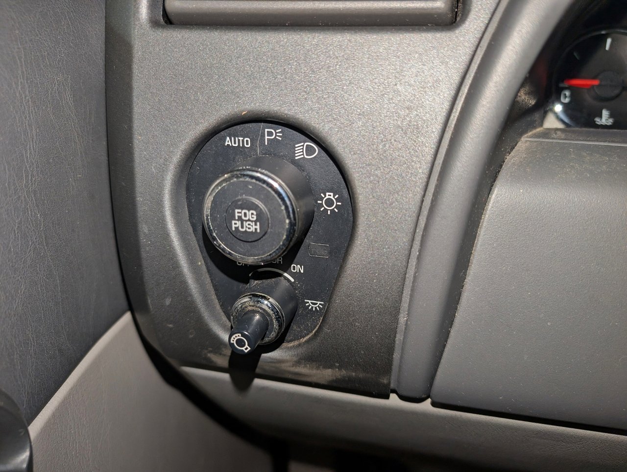 Used 2007 Buick Rendezvous CX image 39