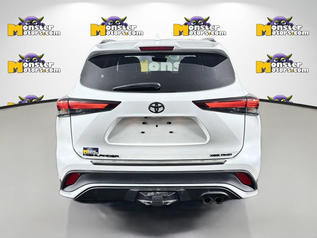 Used 2024 Toyota Highlander XSE AWD/4WD image 6