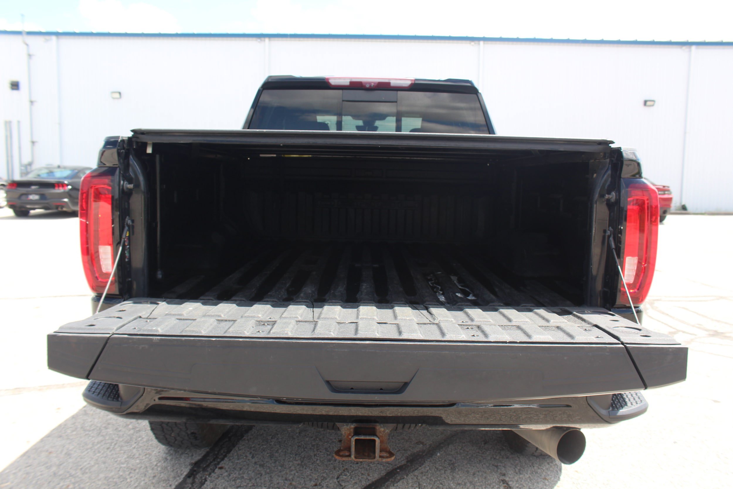 Used 2022 GMC Sierra 2500 Denali w/ Denali Ultimate Package AWD/4WD image 4