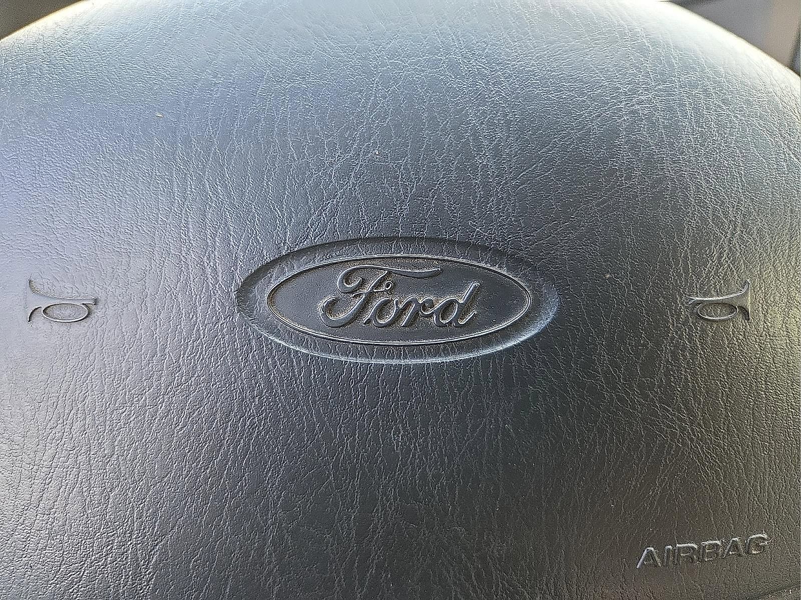 Used 2001 Ford F250 2WD SuperCab Super Duty image 20