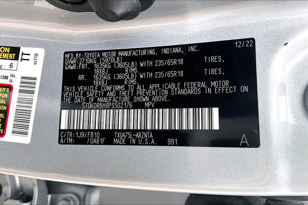 Used 2023 Toyota Highlander L image 19