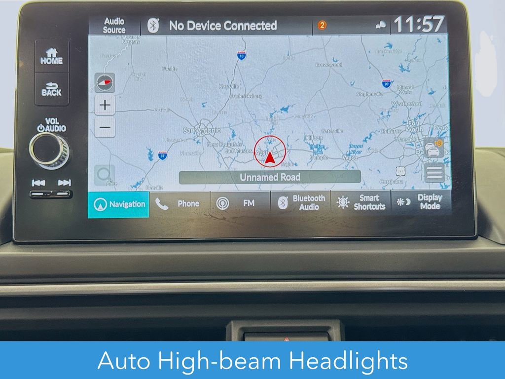 Used 2025 Honda Pilot Touring image 18