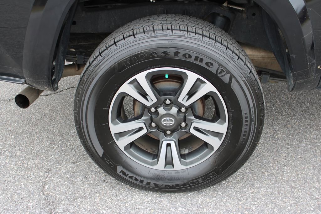 Used 2019 Toyota Tacoma TRD Sport image 43