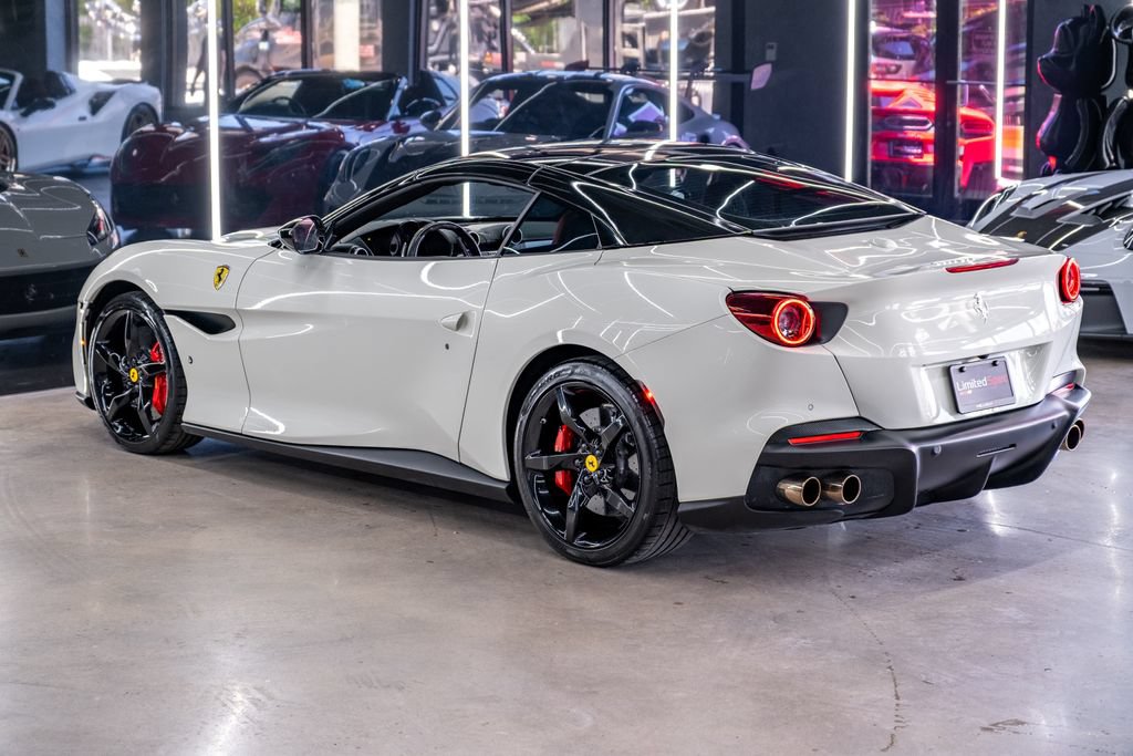 Used 2023 Ferrari Portofino M RWD image 2