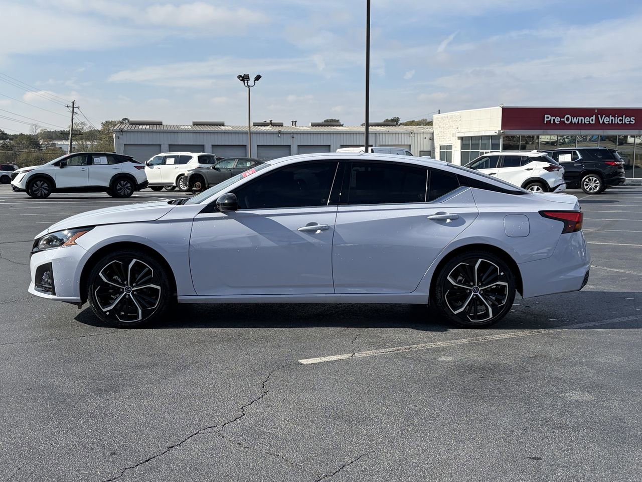 Certified 2024 Nissan Altima 2.5 SR image 2