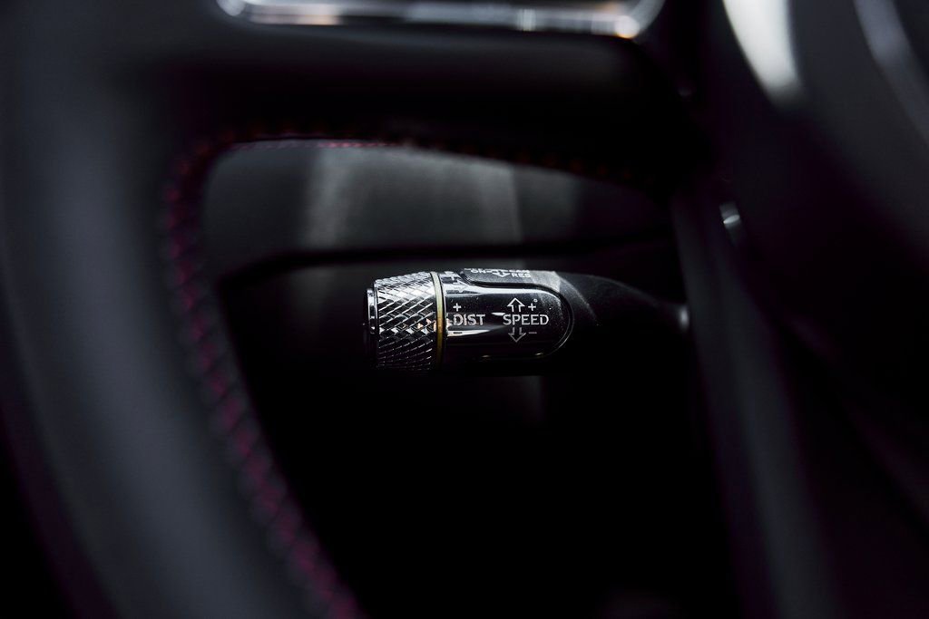 Used 2023 Bentley Flying Spur V8 image 62