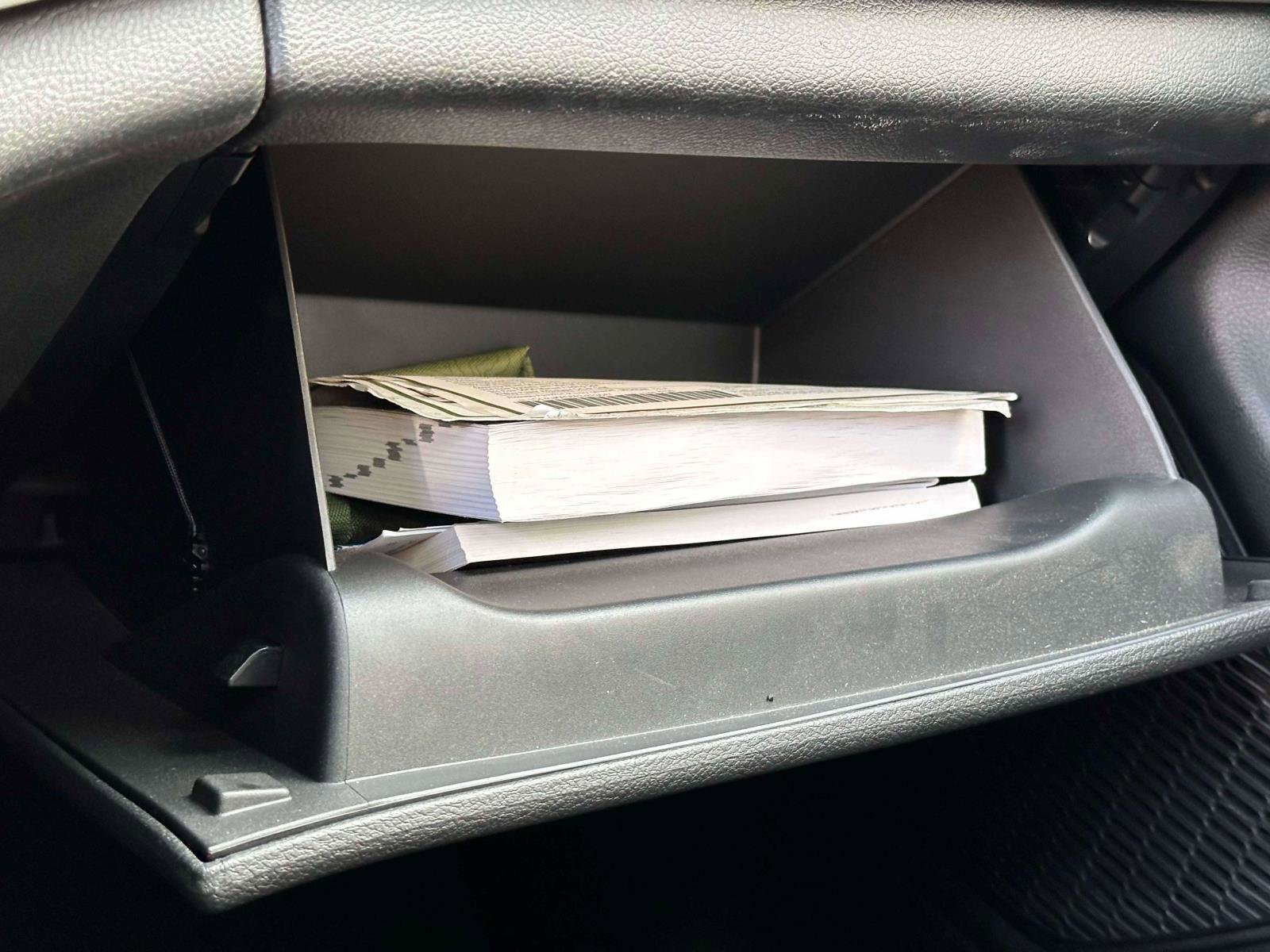 Used 2023 Jeep Grand Cherokee L Laredo image 31