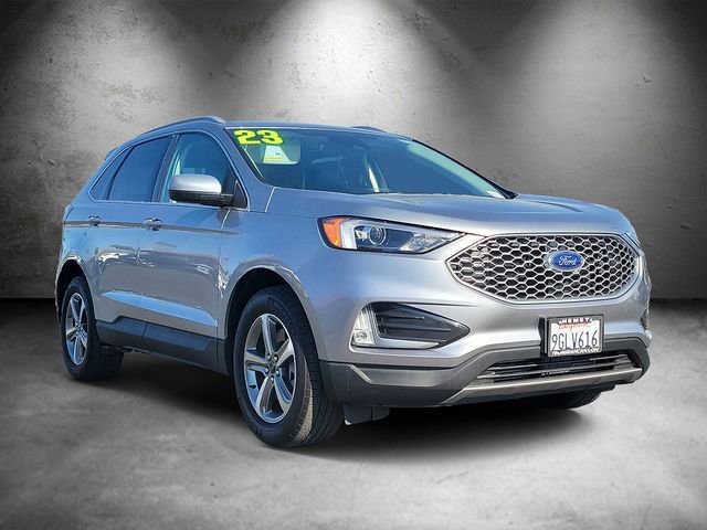 Certified 2023 Ford Edge SEL w/ Convenience Package AWD/4WD image 2