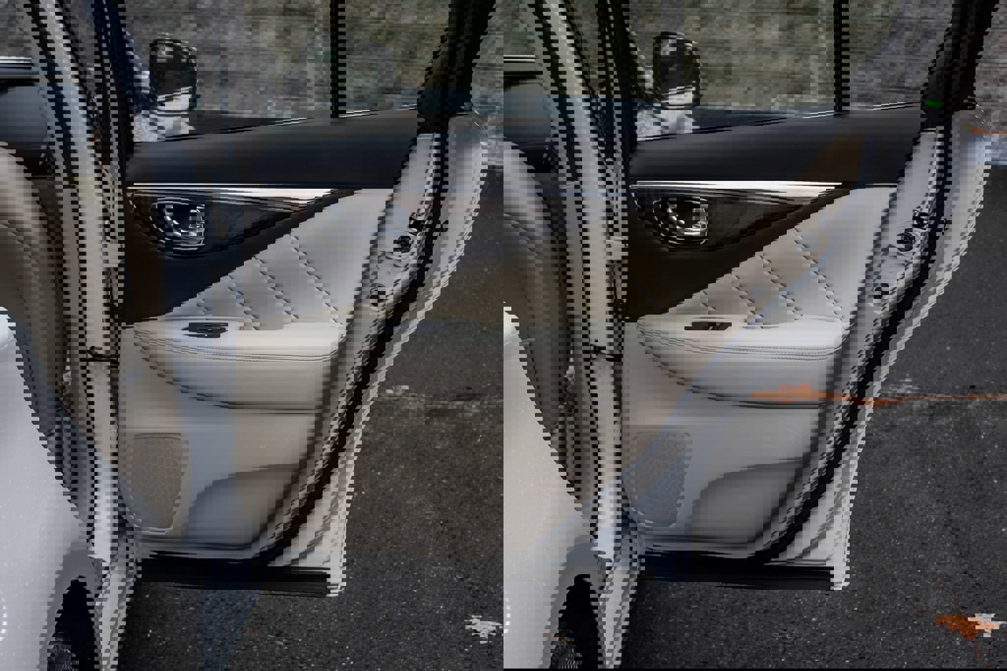 Used 2018 INFINITI Q50 Luxe w/ Sensory Package (Luxe) image 16