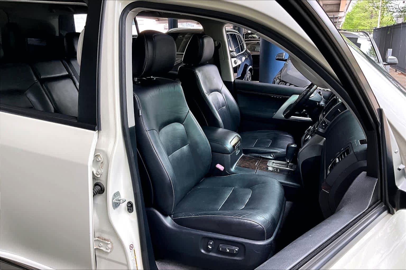 Used 2015 Toyota Land Cruiser AWD/4WD image 8