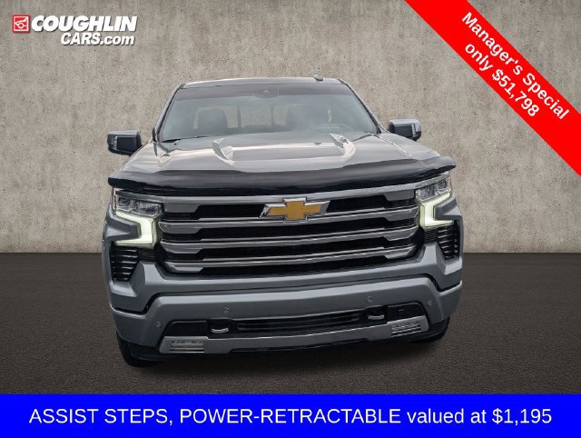 Used 2025 Chevrolet Silverado 1500 High Country w/ Technology Package AWD/4WD image 2