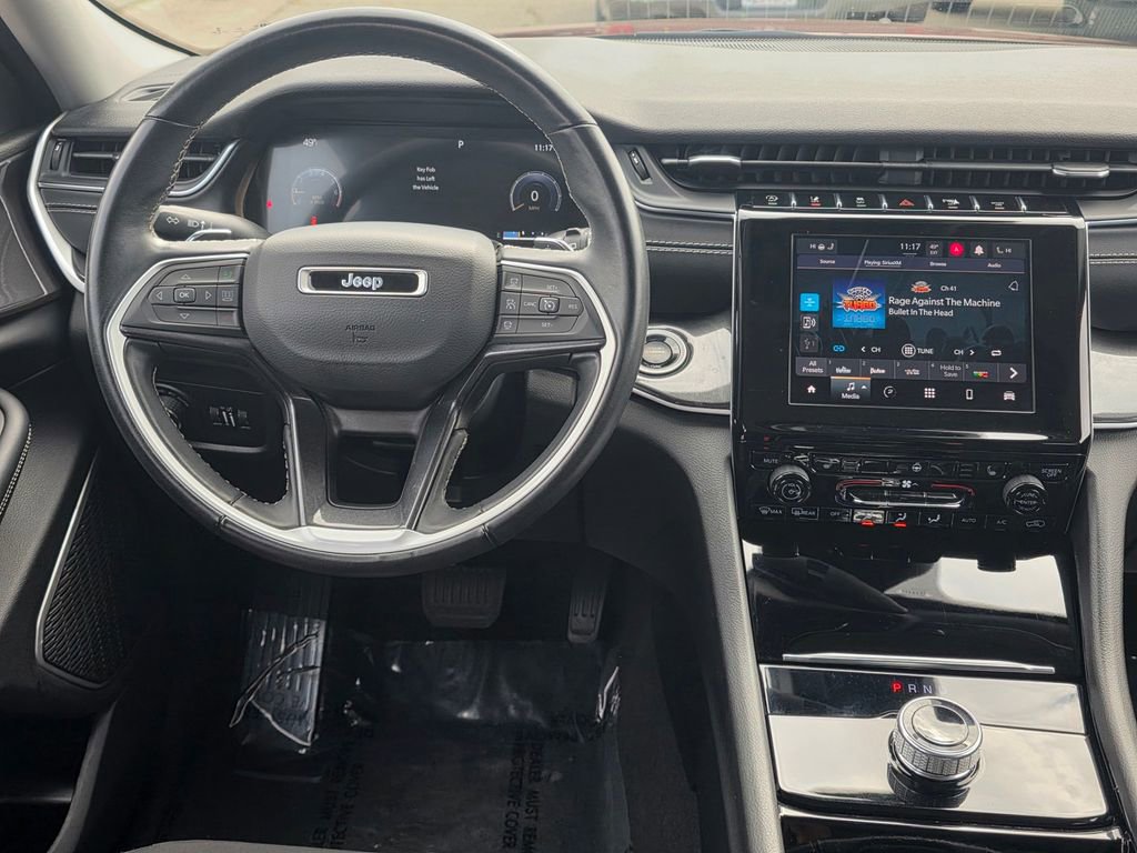 Used 2022 Jeep Grand Cherokee L Laredo w/ Luxury Tech Group I image 21