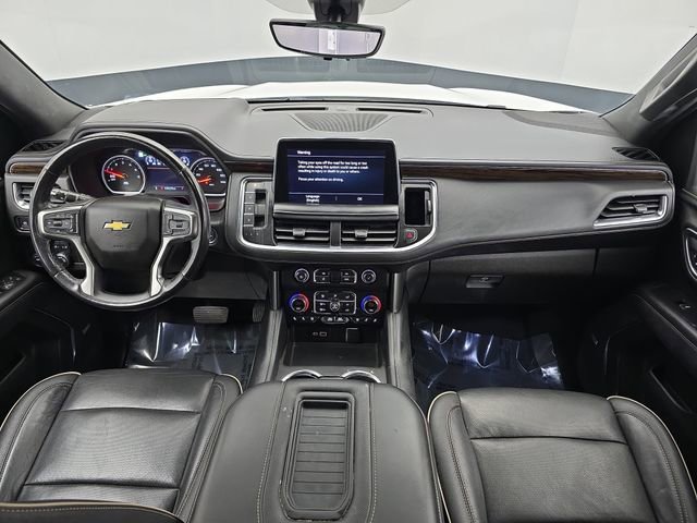 Used 2021 Chevrolet Suburban Premier w/ Premium Package image 21