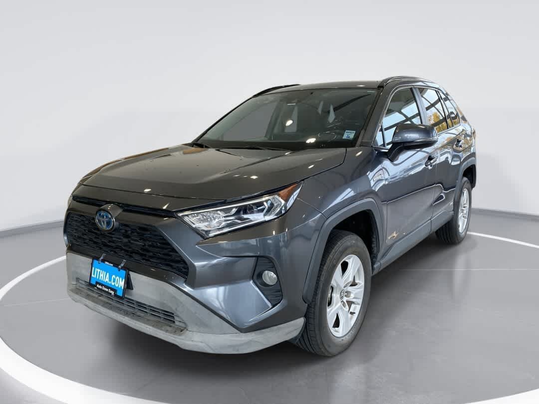 Used 2021 Toyota RAV4 XLE w/ Convenience Package