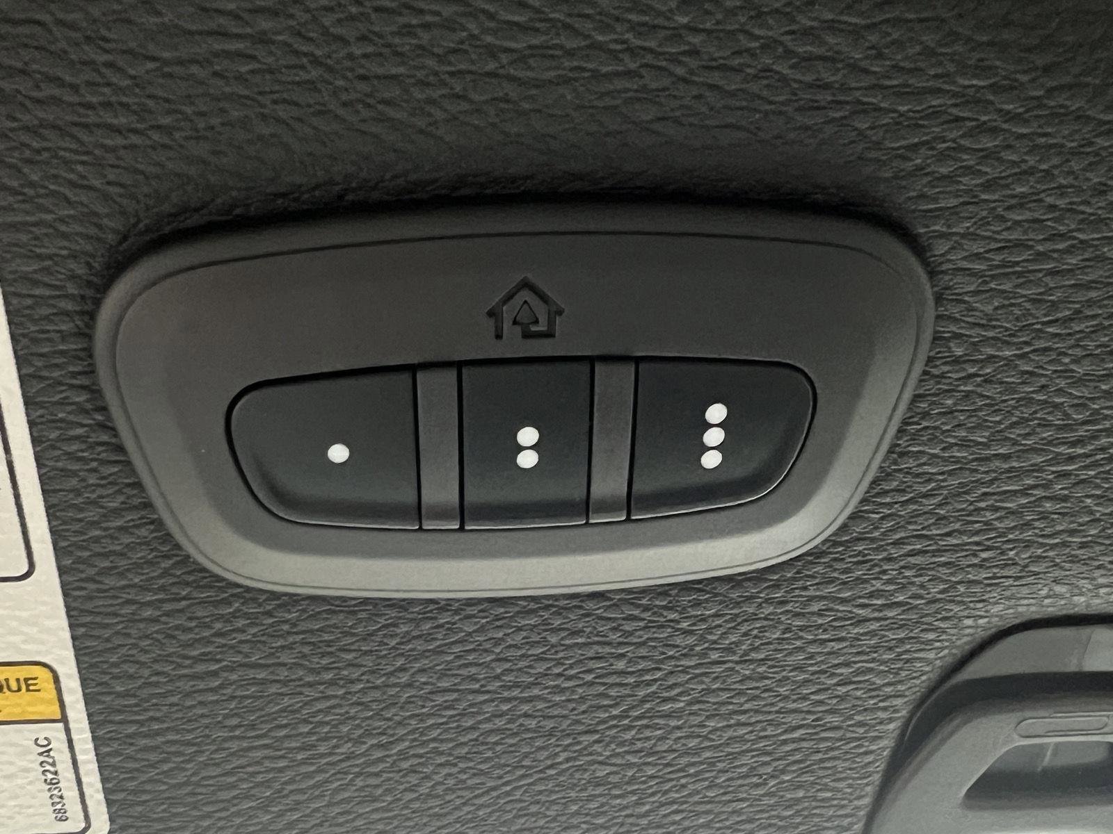 Used 2021 Jeep Gladiator Overland image 33