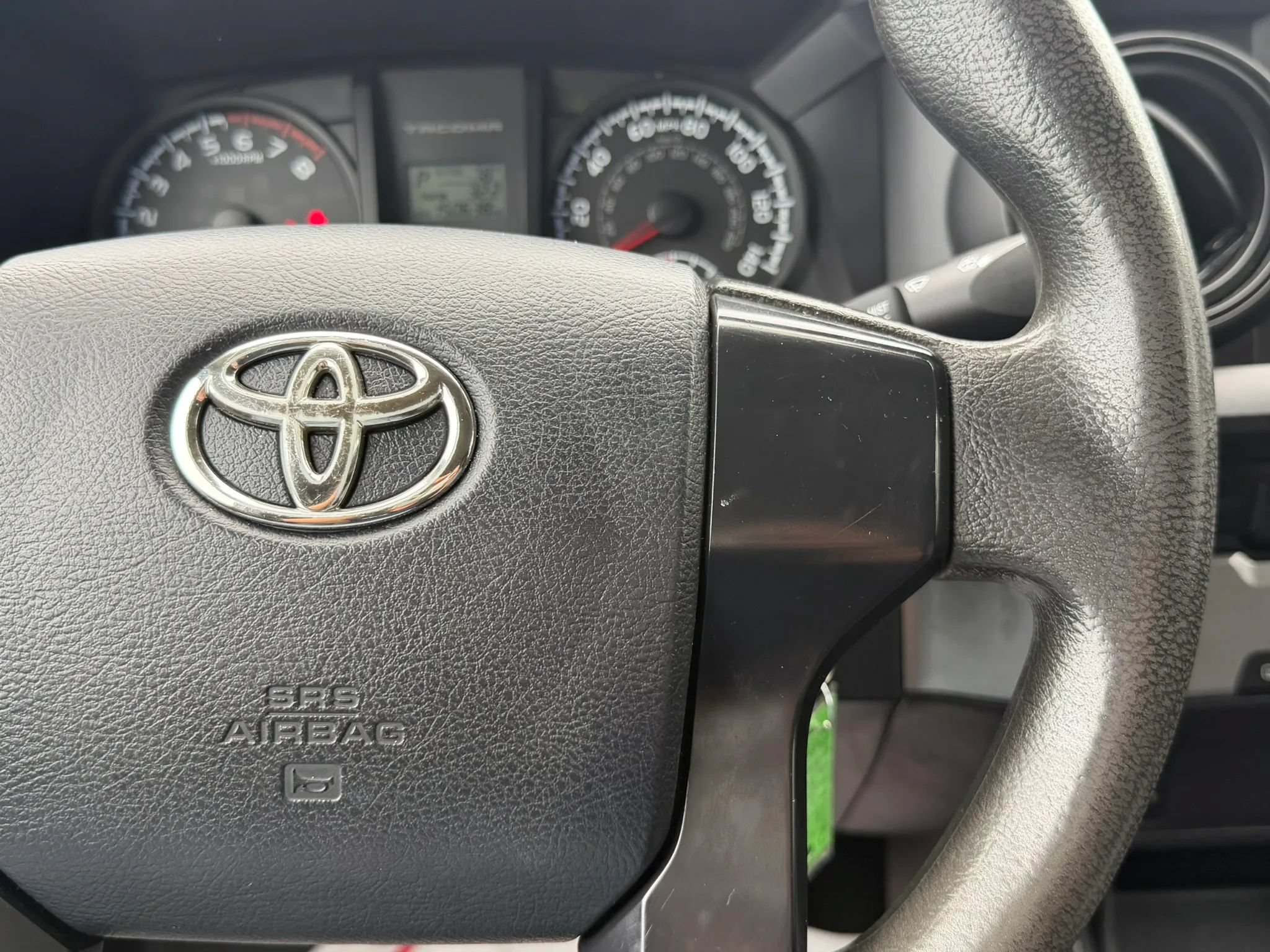 Used 2016 Toyota Tacoma SR RWD image 24