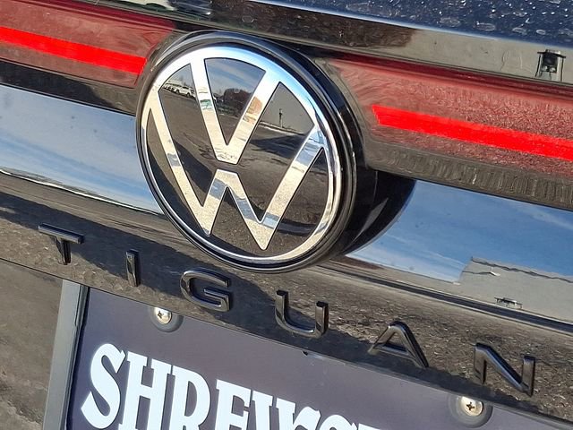 New 2026 Volkswagen Tiguan SE R-Line image 12