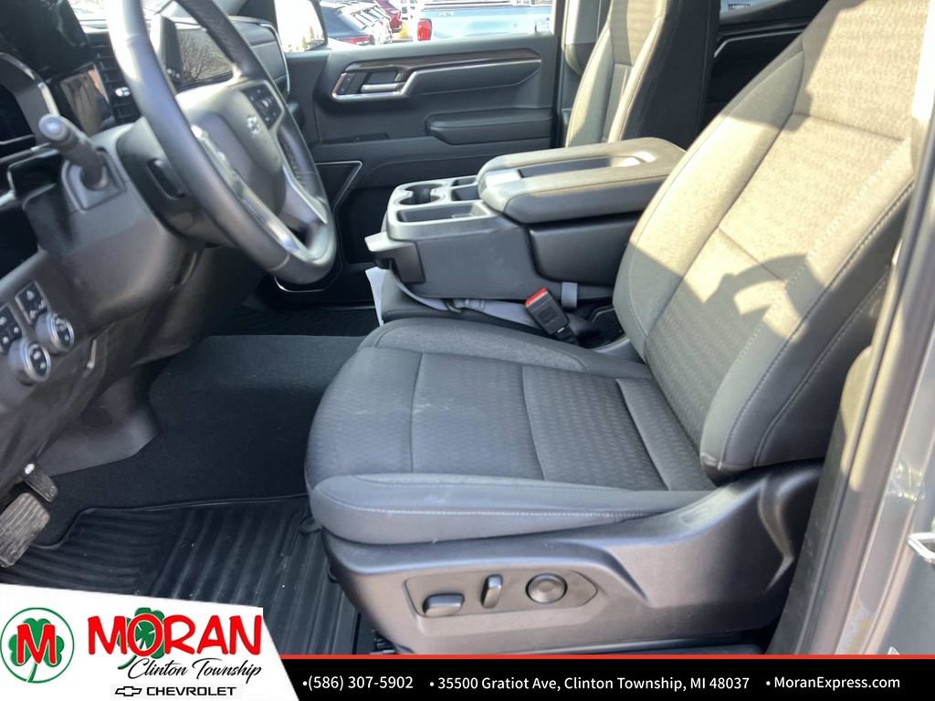 Certified 2023 Chevrolet Silverado 1500 RST w/ LPO, Dark Essentials Package image 18