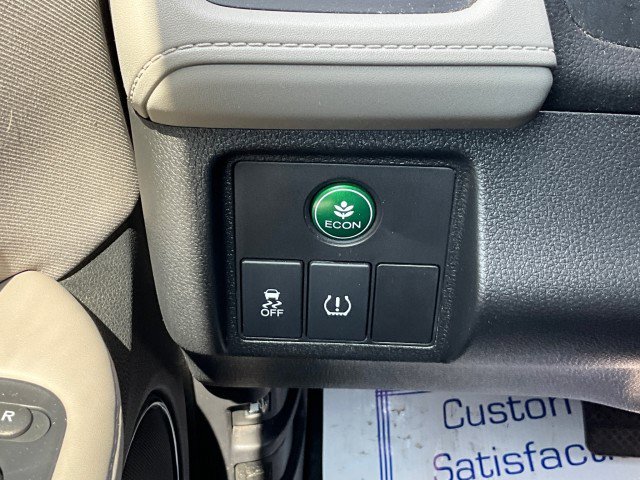 Used 2016 Honda HR-V EX image 11