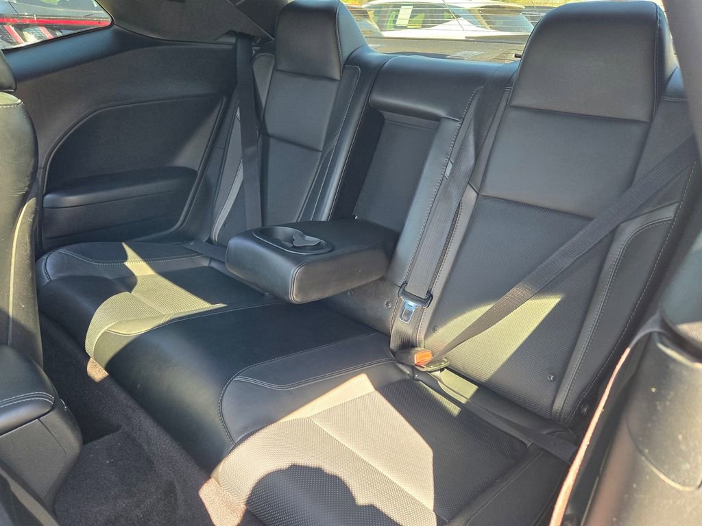 Used 2017 Dodge Challenger GT AWD/4WD image 27