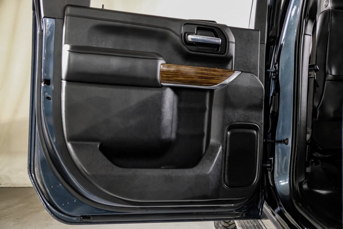 Used 2020 Chevrolet Silverado 2500 High Country w/ Technology Package AWD/4WD image 38