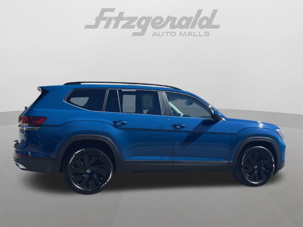 Used 2025 Volkswagen Atlas SE AWD/4WD image 9