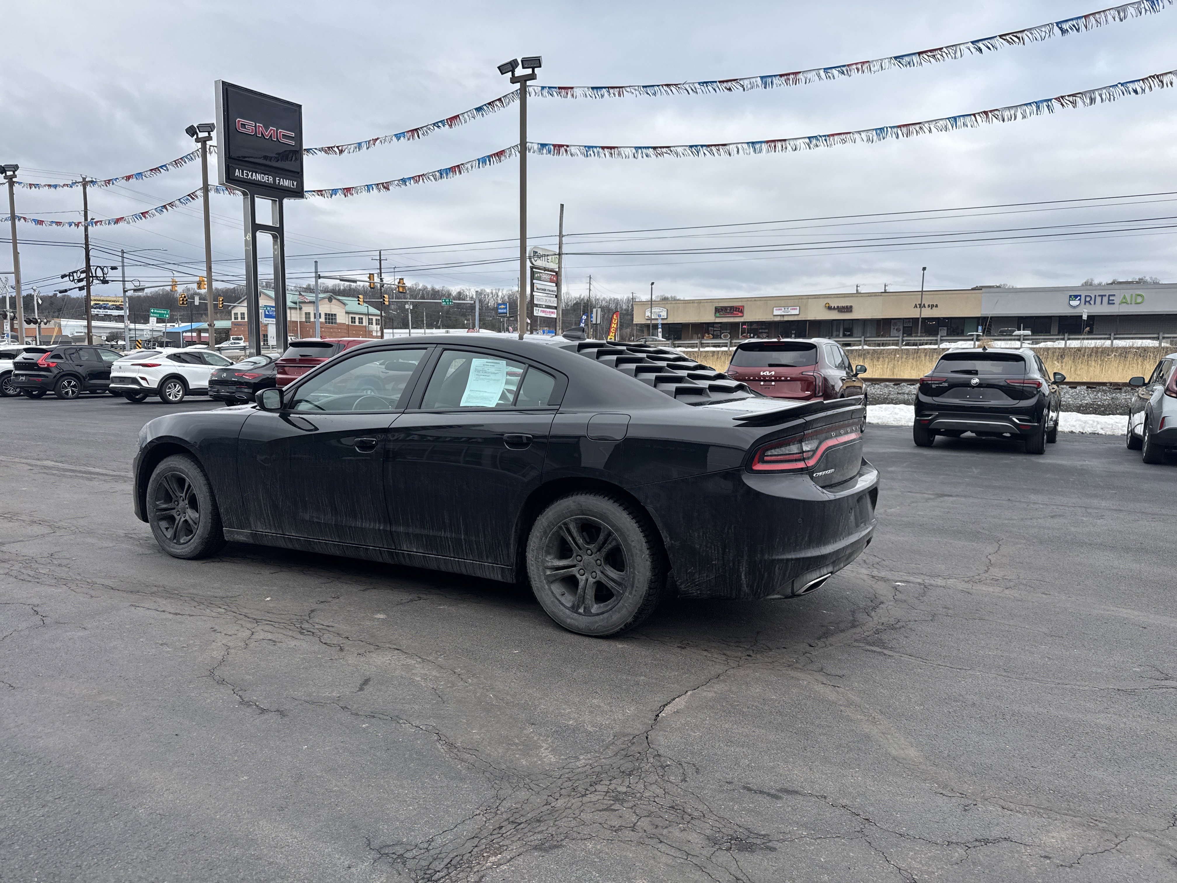 Used 2023 Dodge Charger SXT w/ Cold Weather Package image 6