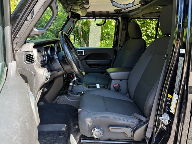 Used 2021 Jeep Gladiator Sport AWD/4WD image 15