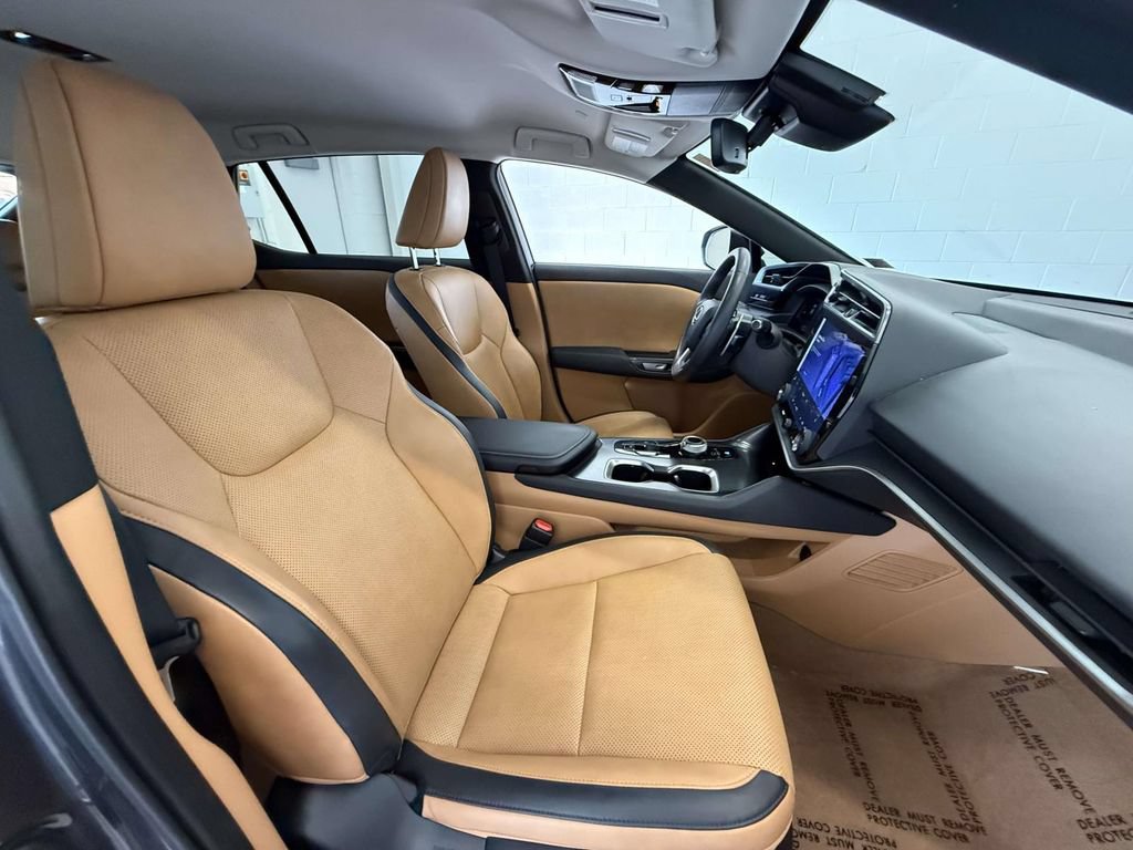 Certified 2024 Lexus RZ 450e Premium w/ Accessory Package (2T) AWD/4WD image 14