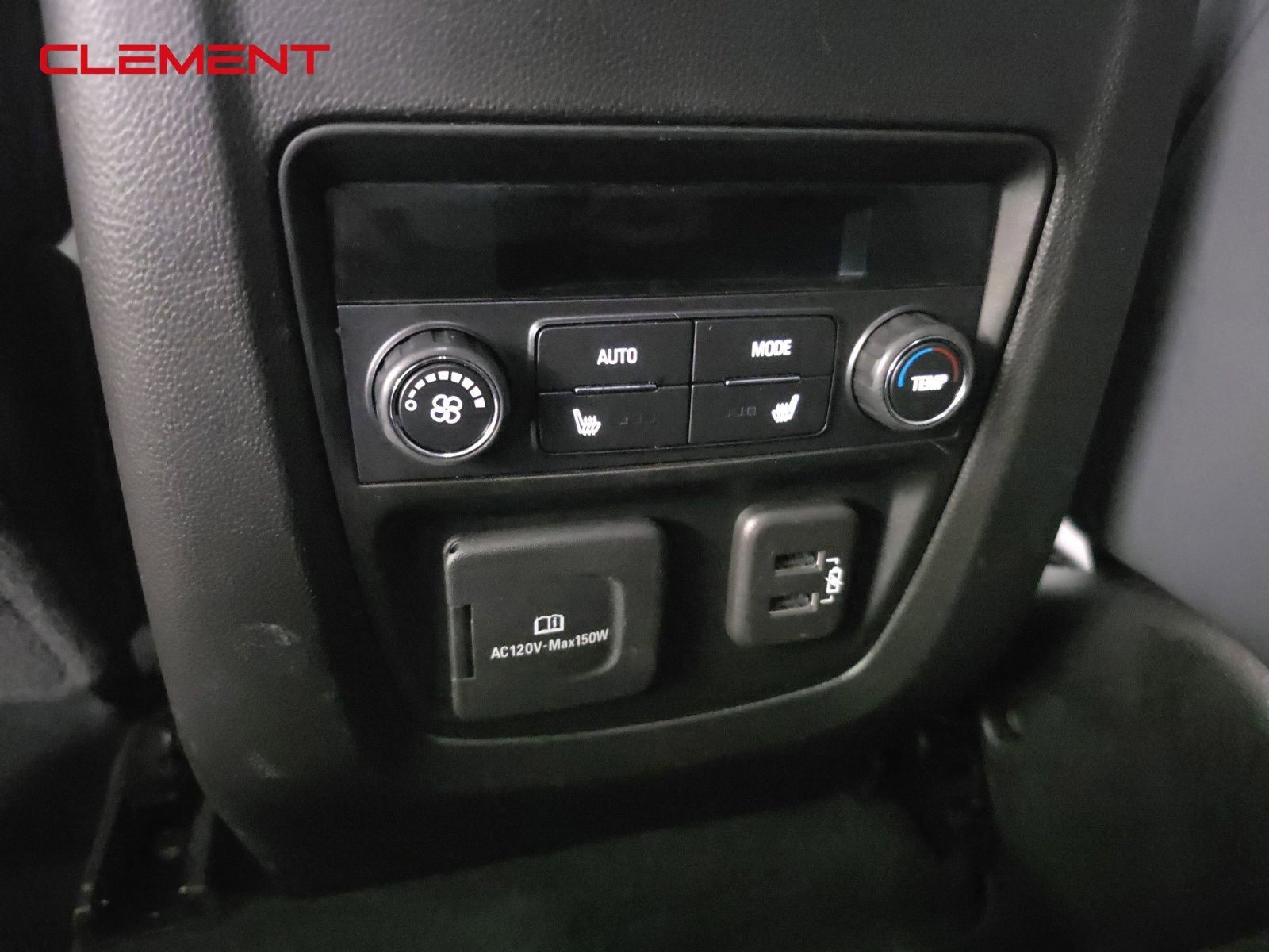 Used 2024 Buick Enclave Premium image 32