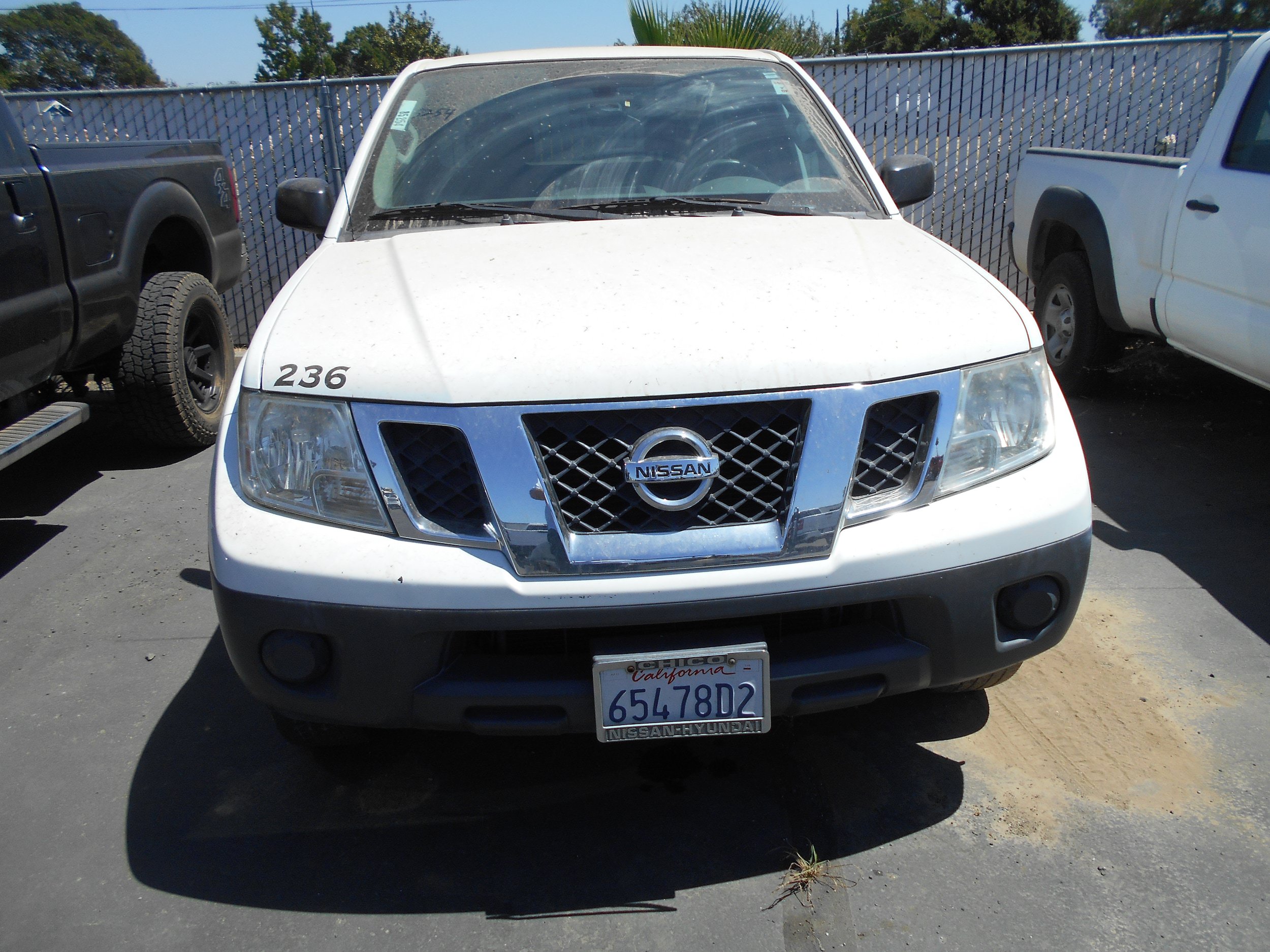 Used 2016 Nissan Frontier S RWD image 2