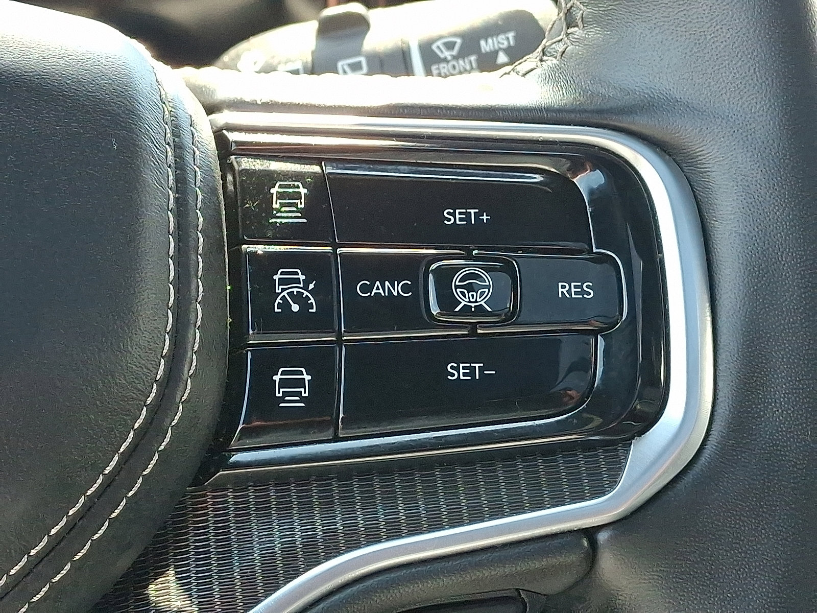 Certified 2025 Jeep Grand Wagoneer L Series II Obsidian w/ Quick Order Packagew 28T image 25