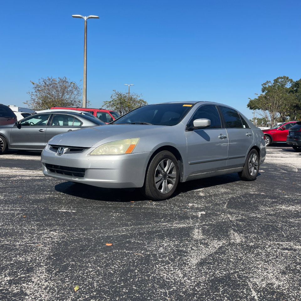 Used 2005 Honda Accord LX image 3