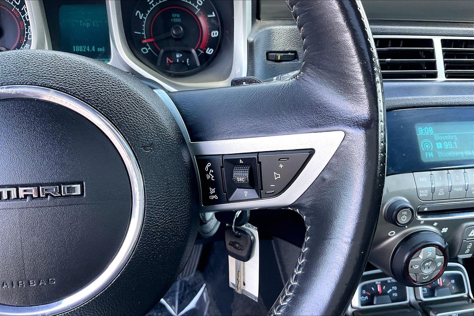 Used 2011 Chevrolet Camaro SS RWD image 24