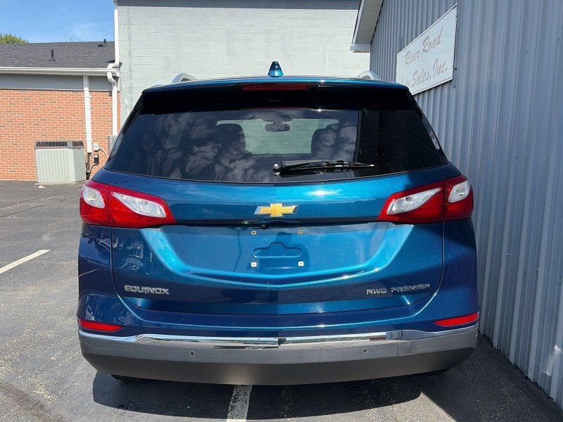 Used 2019 Chevrolet Equinox Premier w/ LPO, Floor Liner Package AWD/4WD image 9