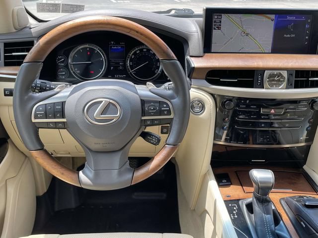 Used 2021 Lexus LX 570 4WD w/ Luxury Package image 24