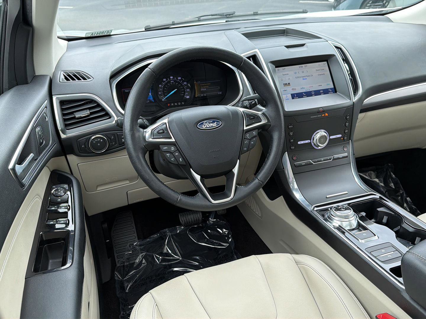 Used 2020 Ford Edge Titanium FWD image 18