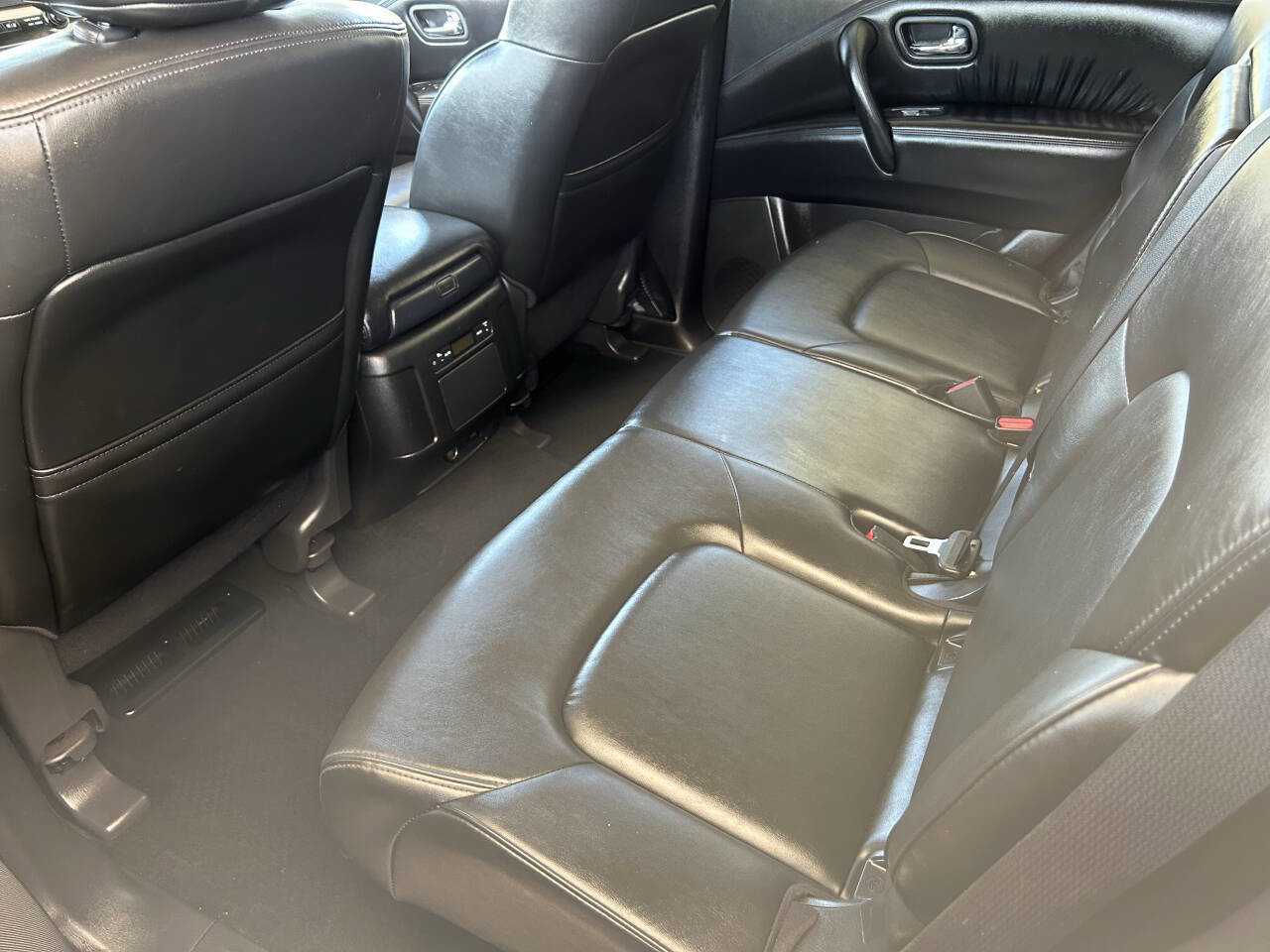Used 2022 Nissan Armada SV RWD image 17