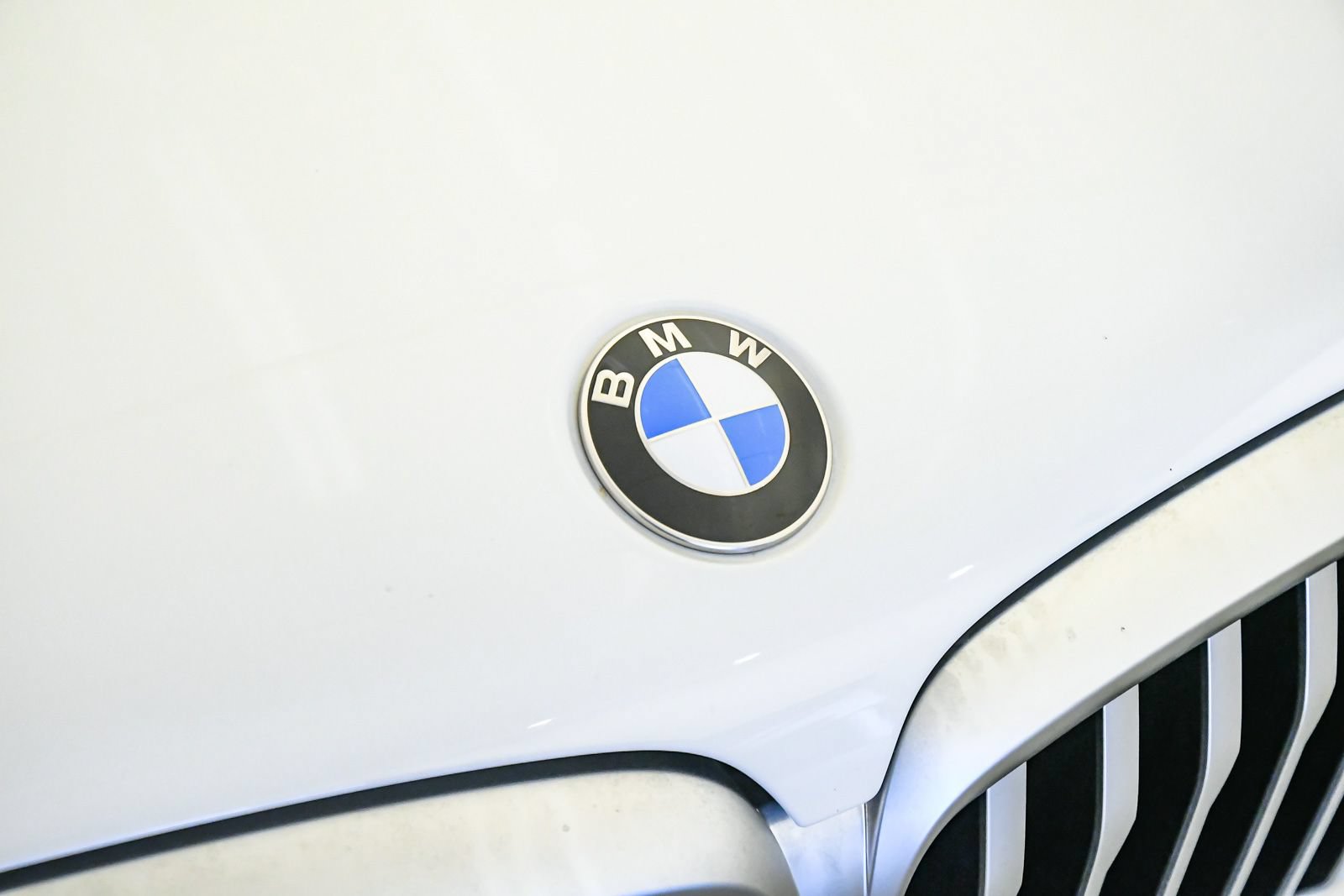 Certified 2024 BMW X5 xDrive40i w/ Parking Assistance Package AWD/4WD image 8