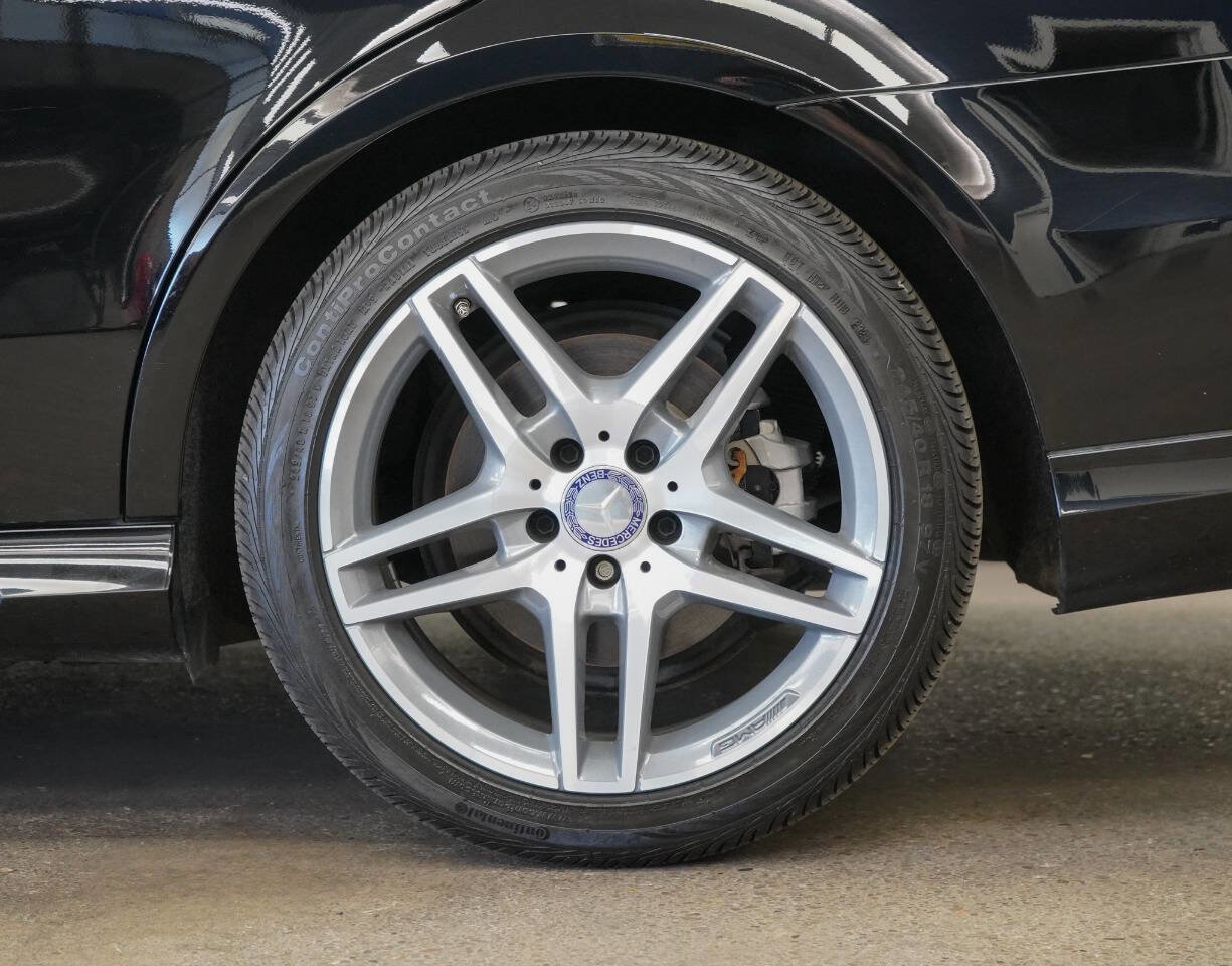 Used 2016 Mercedes-Benz E 350 4MATIC Wagon image 11