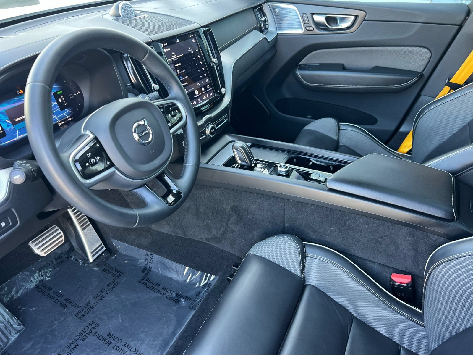 Used 2022 Volvo XC60 T8 Polestar w/ Protection Package Premier AWD/4WD image 9