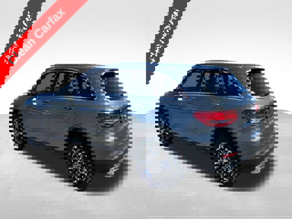 Used 2017 Mercedes-Benz GLC 300 image 3